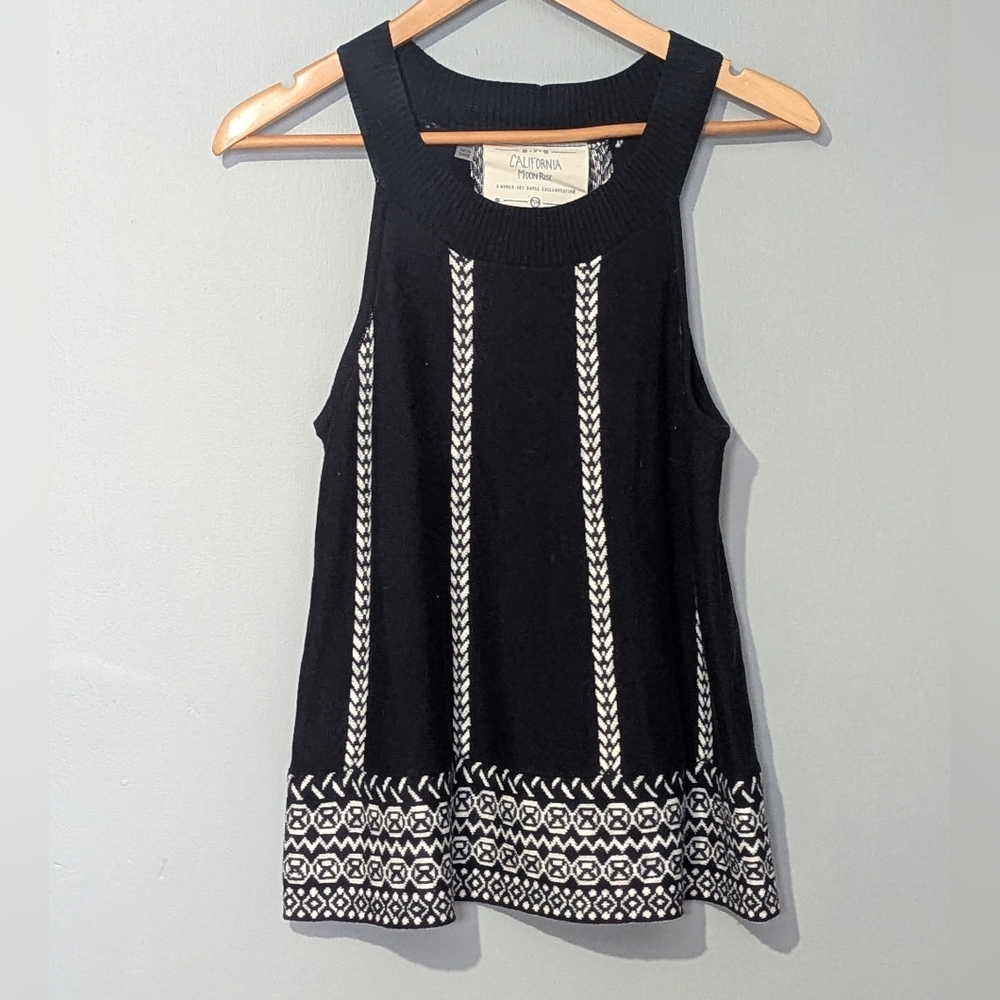 California Moon Rise Black White Knit Sleeveless Women's Medium Top Boho